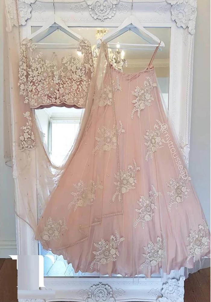 Desiger Peach Color Leheng Set