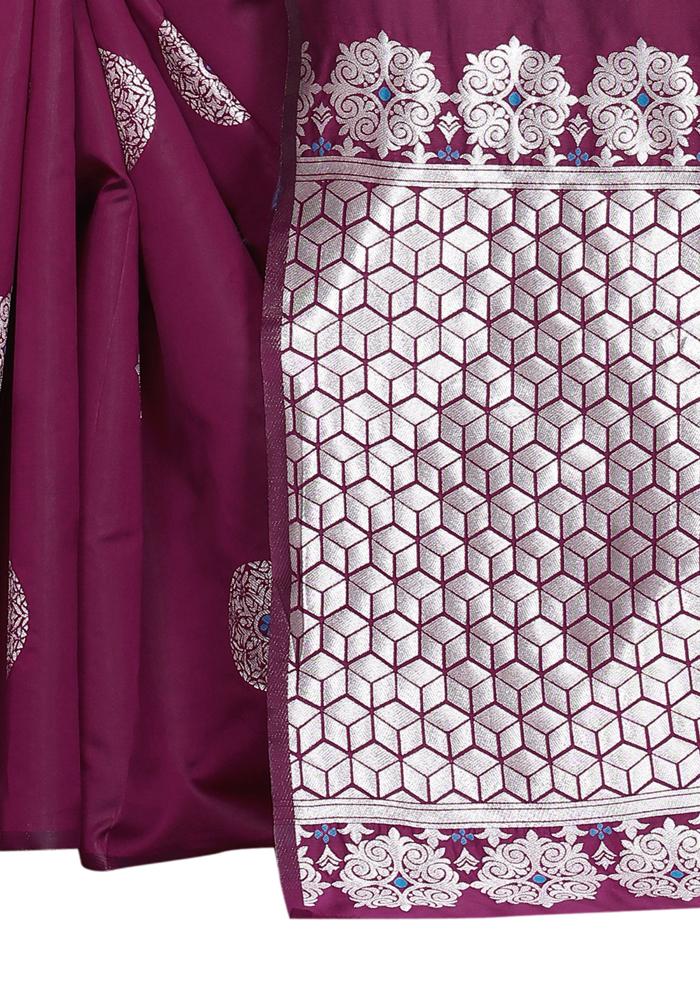 Banarasi Weaving Lichi Silk Saree With Rich Body Work And Silver Zari