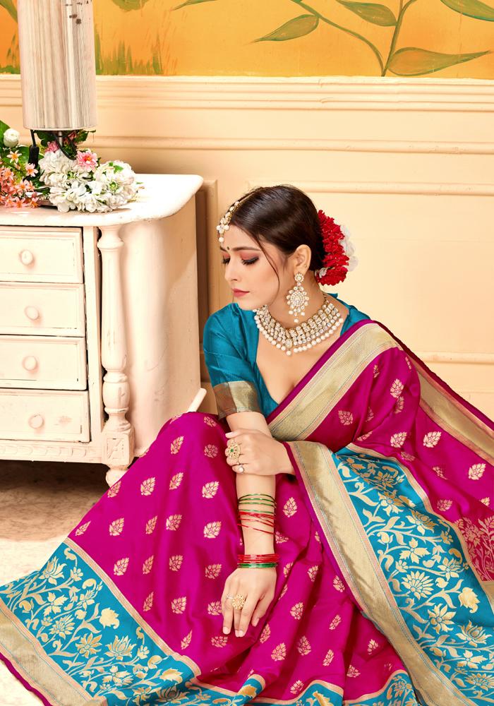 Banarasi Weaving Lichi Silk Saree With  Tenuous Body Work