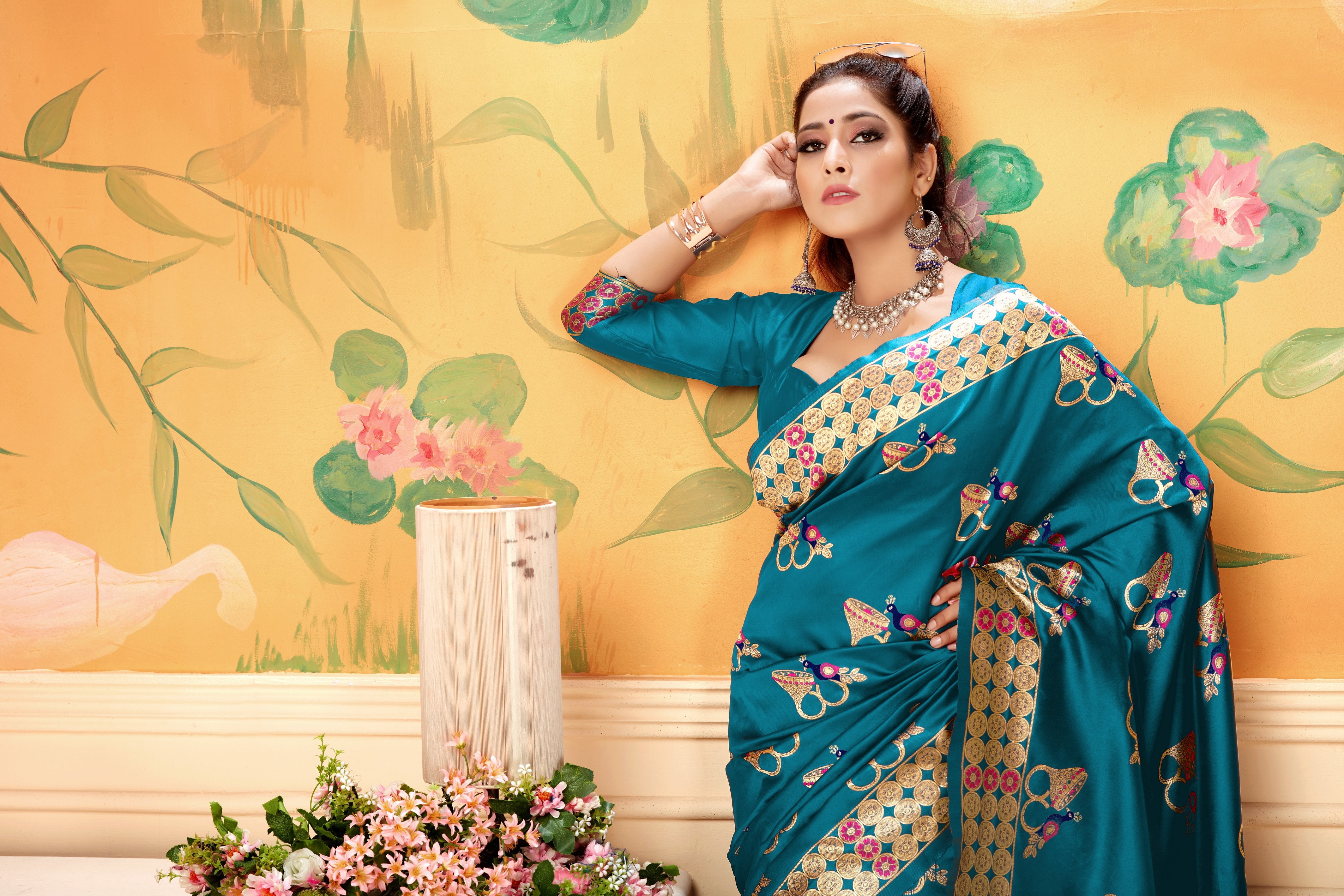 Banarasi Weaving Lichi Silk Saree With Rich Body Work