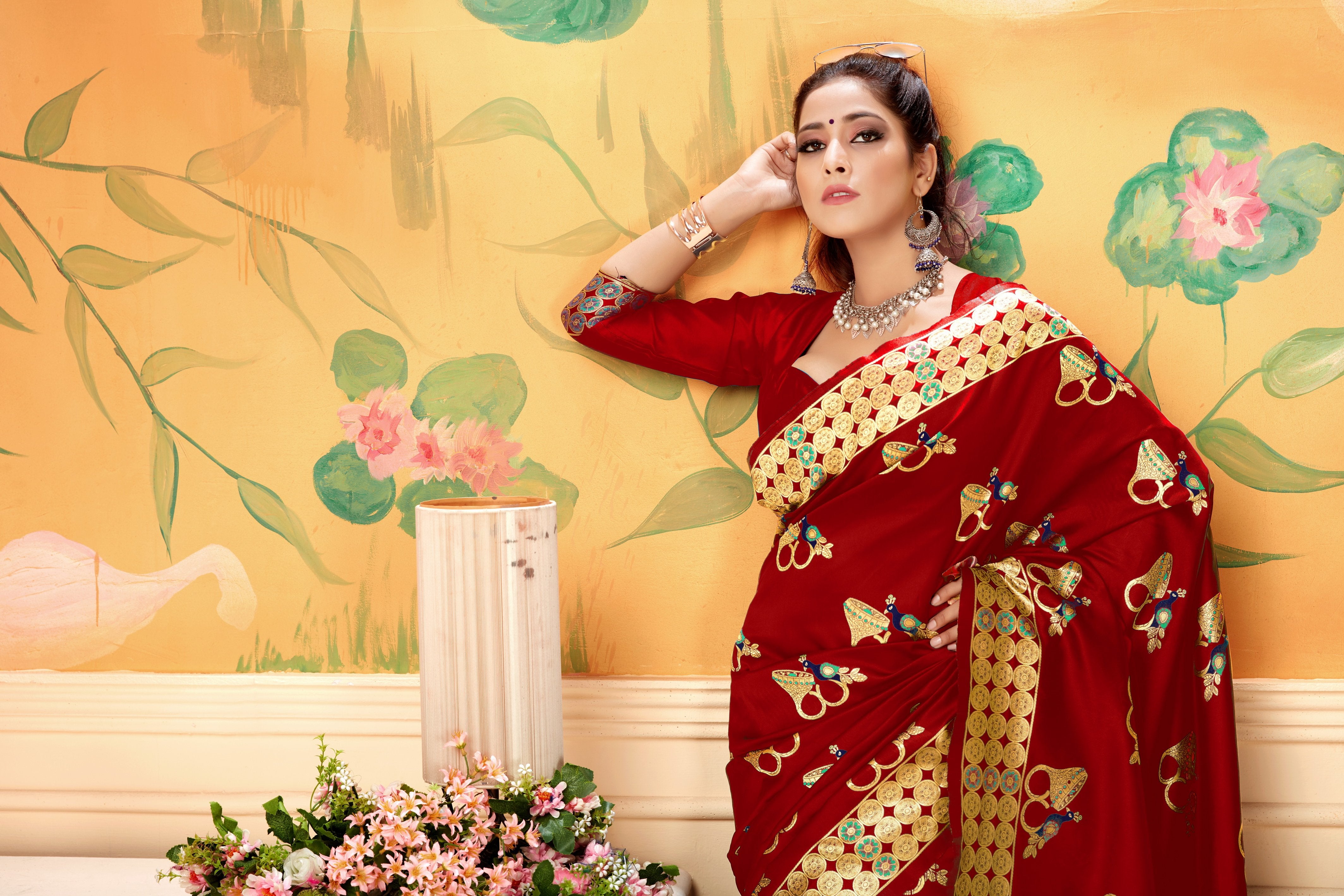 Banarasi Weaving Lichi Silk Saree With Rich Body Work